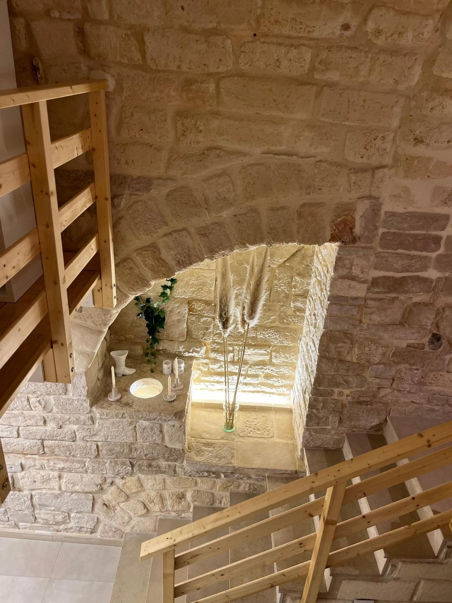 Epoca Suite House Trani Exterior photo