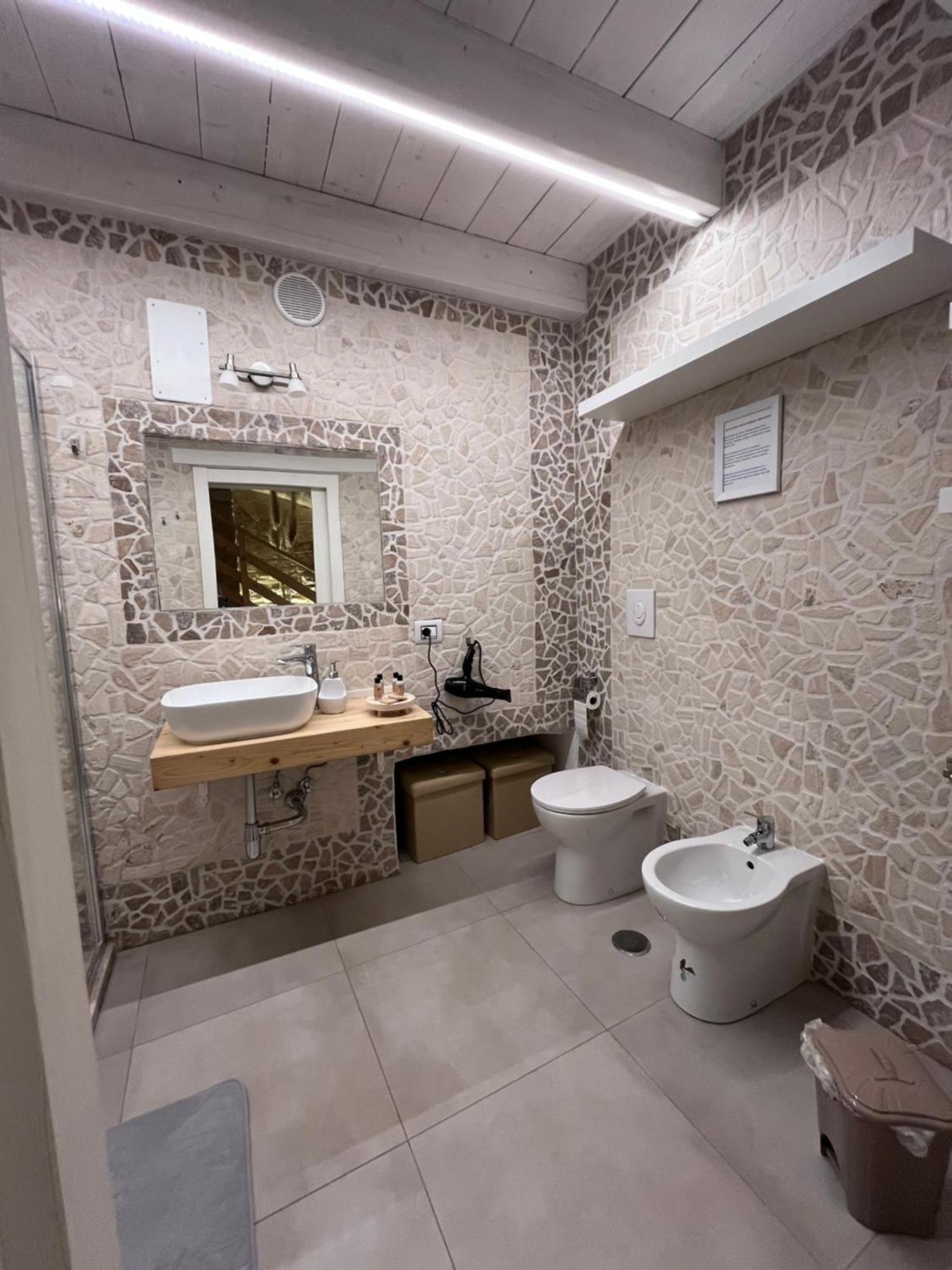 Epoca Suite House Trani Exterior photo